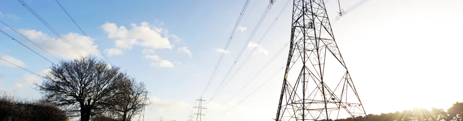 El proyecto de Infraestructuras para 5G impulsa la evolución tecnológica al desarrollar una infraestructura innovadora que fusiona conectividad 5G, sostenibilidad y aislamiento de red para una operación ininterrumpida