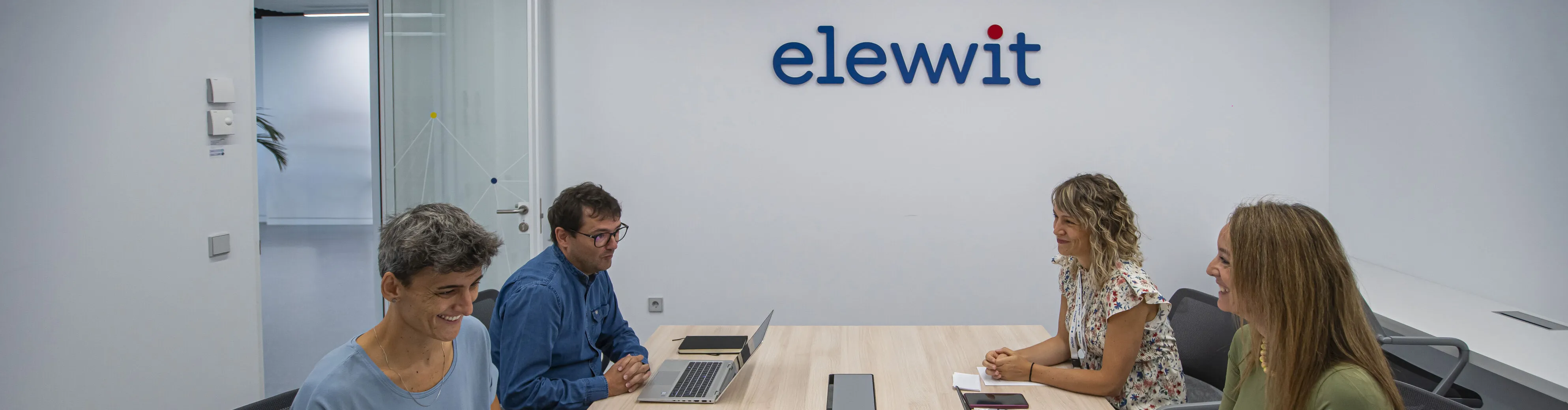 Elewit office workers Elewit office workers