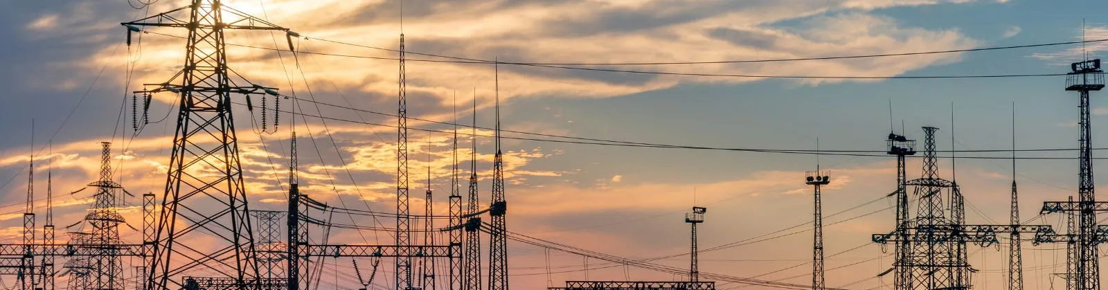 The collaboration between Elewit and Aerolaser System has resulted in the DALIA project. The project's goal is to optimise overhead power line inspections, achieving a higher level of automation in monitoring and diagnosis. This is done with an image processing solution using computer vision, AI, and by creating digital models of installations using LiDAR technology.