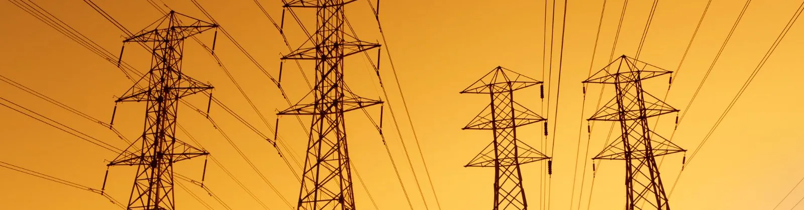 El proyecto Siroco, desarrollado por Elewit y los equipos de Planificación Eléctrica y Modelos para la Operación del sistema de Red Eléctrica, ha supuesto un avance significativo en las capacidades de simulación de redes eléctricas al permitir usar el software open-source GridCal como interfaz de diseño y simulación de redes eléctricas, complementando otras herramientas en la planificación nacional