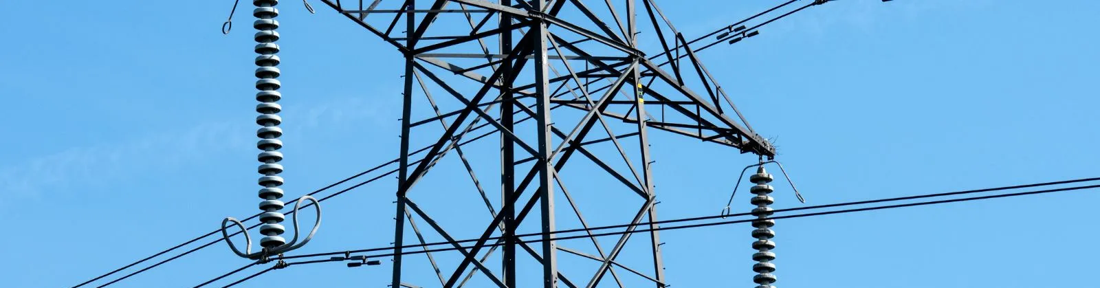 Air insulation and insulators are set to experience significant performance and utility improvements thanks to new technologies, with advancements impacting the extensive grid of insulators.