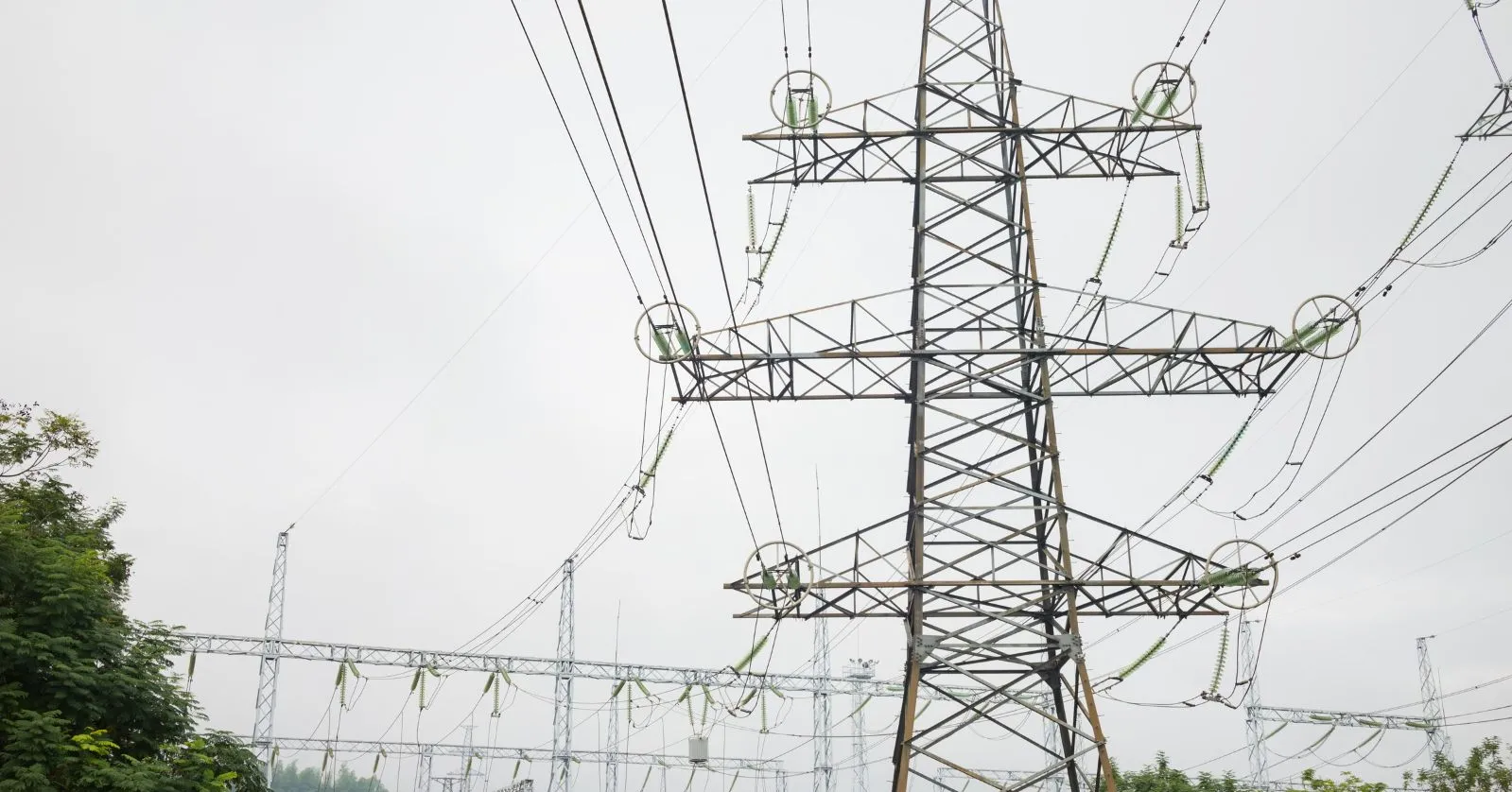 Elewit, Red Eléctrica y Anisopter Insightful Research registran un nuevo diseño para apoyos de alta tensión que busca reducir el impacto ambiental y social de las nuevas líneas de transmisión de electricidad, asegurando el suministro eléctrico, la integración de energías renovables y las interconexiones internacionales.
