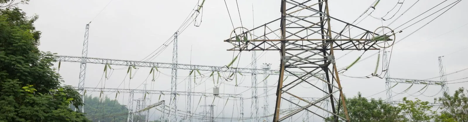 Elewit, Red Eléctrica y Anisopter Insightful Research registran un nuevo diseño para apoyos de alta tensión que busca reducir el impacto ambiental y social de las nuevas líneas de transmisión de electricidad, asegurando el suministro eléctrico, la integración de energías renovables y las interconexiones internacionales.